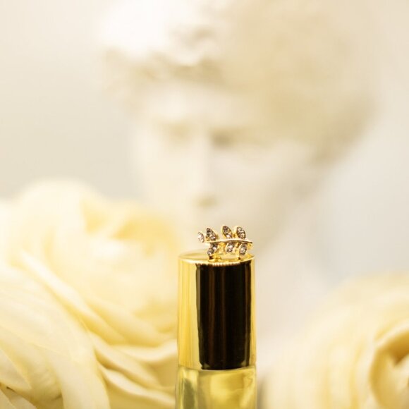 1 Leaf Ear Cuffs, golden, summer, casual, earrings, crystals, swimsuit - Picture 7 of 10